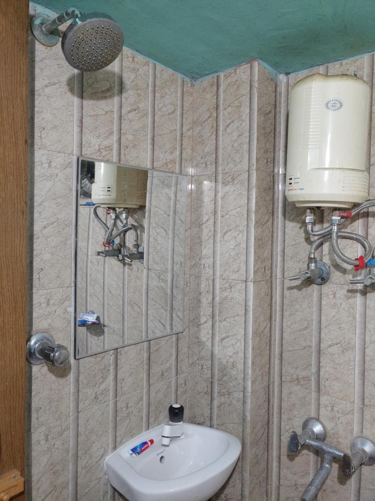 Comfort Inn Kamakhya Jn Guwahati Bilik gambar