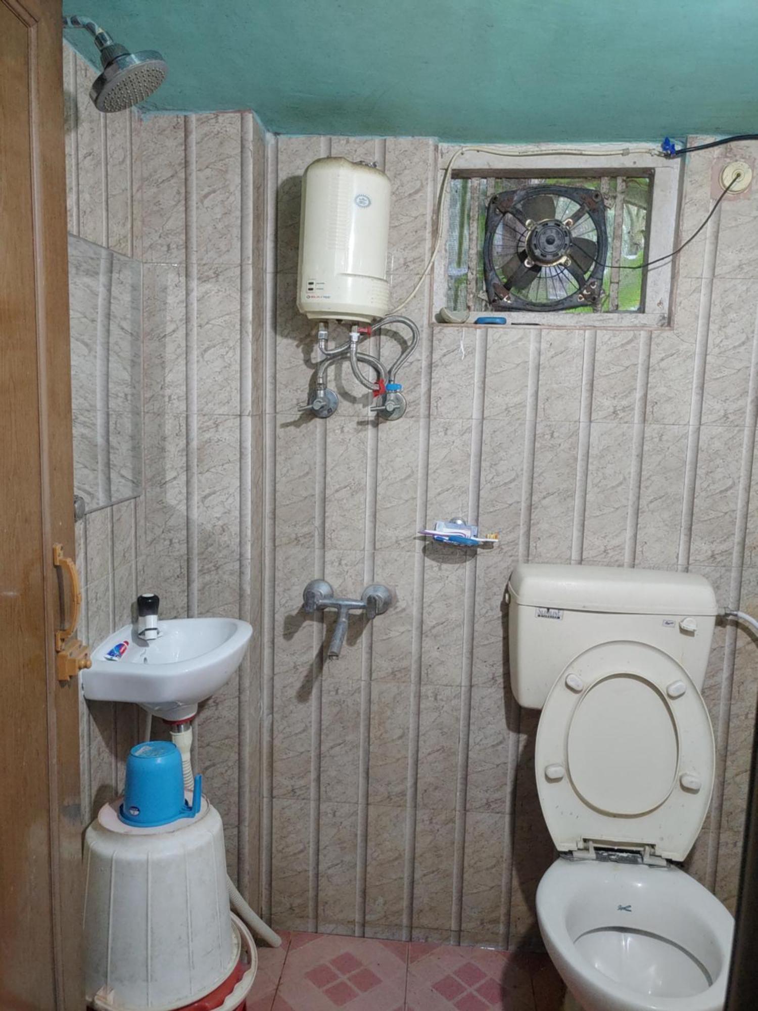 Comfort Inn Kamakhya Jn Guwahati Bilik gambar